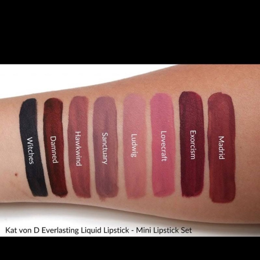 KVD mini everlasting liquid lipstick Exorcism - Picture 2 of 4